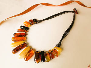 Collares de Cuentas de Resina Hechos a Mano Personalizados al por Mayor con Diseño de Ángel Grabado, Modelo de Cuentas de Moda - Product Image 4