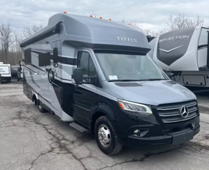 Wholesale 2024 2023 202 2021 Used Camper Gulf Stream Conquest 6238 Luxury MOTORHOME Rvs Used for Camping - Product Image 3