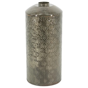 Florero decorativo de metal de hierro con acabado antiguo vintage y detalles artesanales de primera calidad para la decoración interior del hogar - Product Image 4