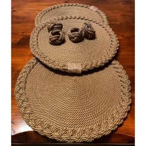 Sets de table élégants en jute et corde de qualité supérieure, avec motif antique classique, parfaits pour les sets de table et les coussinets décoratifs - Product Image 6