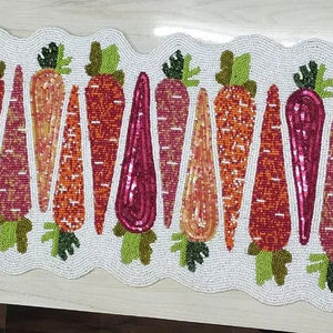 Camino de mesa con cuentas, Material de alta calidad, proveedor y fabricación a granel de refractex, India, hecho en la India - Product Image 1