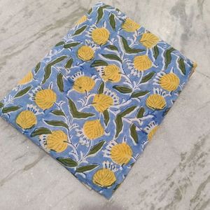 Vêtements indiens faits à la main pour femmes Poids léger Jaune Floral main bloc imprimé coton tissu tricoté Nomex couture à la main - Product Image 1