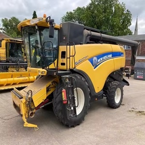 Compre la cosechadora combinada New Hollands CX7090 Calidad Premium con entrega rápida Precio al por mayor para Soluciones Agrícolas - Product Image 2