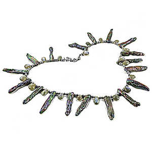 Collier unique en perles naturelles, accessoire de bijouterie élégant - Product Image 1