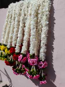 ดอกมะลิผ้าที่มีดอกกุหลาบหลายมาลัยมาลัยดอกมะลิ gajra สำหรับ haldi ฟังก์ชั่นออกงานตกแต่งบ้านพวงมาลัยผ้า - Product Image 4