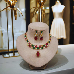 Ensemble collier et boucles d'oreilles de mariée à motif floral de luxe en laiton et cuivre en forme d'opale Style religieux chaîne classique cadeaux de mariage - Product Image 3