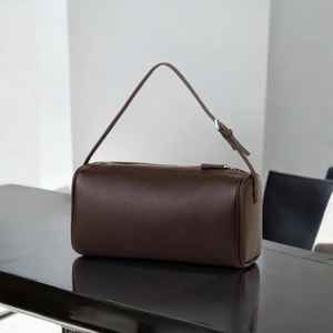 Bolso de hombro de cuero tallado a mano de gran oferta hecho a mano bolso elegante bolsos de cuero recién llegados para mujer multiuso - Product Image 1