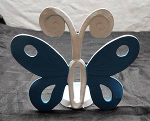 Portavelas de Aluminio Hechos a Mano con Forma de Animales en Color Blanco Liso de Sonnet Decor para Decoración del Hogar y Ocasiones Navideñas - Product Image 5