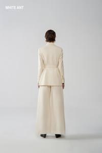 Ensemble pantalon et haut pour femme haute couture Pantalon Louisa taille haute Tissu écologique Vêtements pour femme Ensemble 2 pièces blanc - Product Image 4