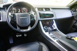 Nuevo Land Rover Range Rover Sport SVR AWD 2023 usado con ruedas de aleación, asiento de cuero, paquete deportivo, sistema de navegación, arranque remoto - Product Image 4