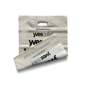 Diseño personalizado, precio bajo, alta calidad, troquelado, bolsa de plástico con asa, bolsa no tejida, el fabricante garantizado de Turquía - Product Image 4