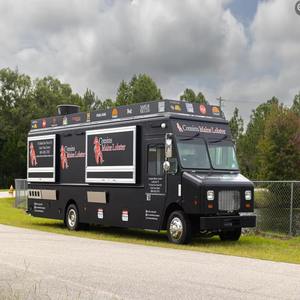 Camion de restauration entièrement équipé pour snacks, frites, pizzas, tacos, hot-dogs, glaces, kiosque mobile, concession - Product Image 2