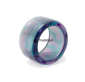 Brazaletes de resina Glam para colecciones de joyería de estilo lujoso de Tradebyd - Product Image 3