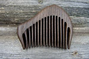 TYPES Handmade <b>Wooden</b> Handle Hair <b>Comb</b> for Salon Use From India Wholesale Wood <b>Comb</b> for Commercial Use for Sale in - Product Image 4