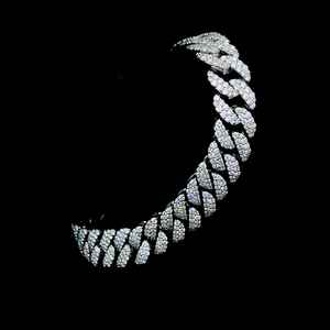 Lujosa pulsera de eslabones cubanos con efecto brillante de piedras redondas de diamantes de moissanita con diseño de moda Hip Hop - Product Image 3