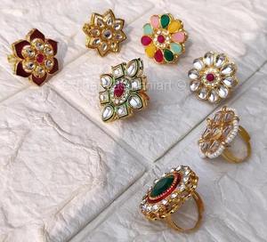 แหวนคุนดันโพลกีแบบปรับได้สำหรับงานแต่งงานแบบอินเดีย เครื่องประดับแฟชั่นสำหรับคริสต์มาส ดีวาลี รอมฎอน ปาร์ตี้ ฮาโลวีน ฮาลดี ทำจากโลหะ - Product Image 1