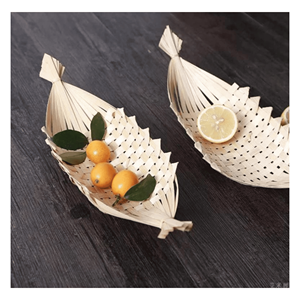 Barco de Bambú Tejido a Mano con tiras de bambú natural para servir frutas, platos y decoración de mesa rústica, elaborado en Vietnam - Product Image 6