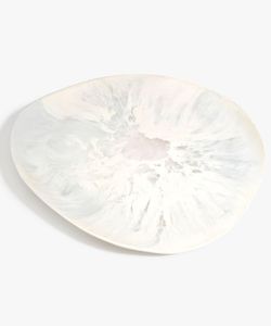 Bandeja de resina orgánica, redonda irregular, con remolinos blancos y grises, bandeja para servir, plato decorativo, vajilla de lujo hecha a mano, diseño moderno - Product Image 5