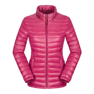 Chaqueta cálida ligera de invierno para mujer, Abrigo acolchado de nuevo diseño con capucha de burbujas y decoración bordada - Product Image 3