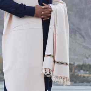 Men Premium Winter <b>Wool</b> Shawl Soft Warm Breathable 300g Traditional Solid <b>Wrap</b> - Product Image 3