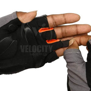 Gants d'haltérophilie en cuir synthétique demi-doigt pour l'entraînement en salle de sport et l'entraînement physique - Product Image 4