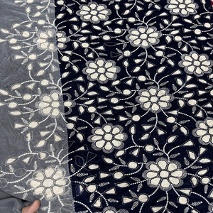 Tissu de broderie en velours de qualité supérieure pour robes robes de mariée vêtements de mode vêtements de fête et projets d'artisanat - Product Image 5