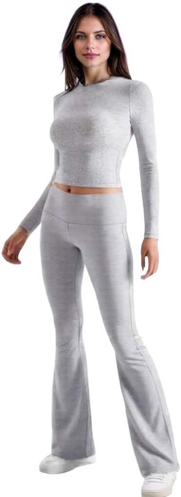 สีเทาอ่อน