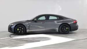 2022 Audi e-tron S Premium Plus SUV Neatly Used - Product Image 3