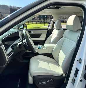 2024 2025 Ultra avec moteur 2.0T, 6 places et 4 roues motrices, voiture à essence, en parfait état, prête à être expédiée - Product Image 5