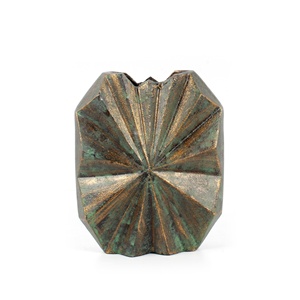 Vase à fleurs en aluminium coulé pour la maison et le jardin, fournitures décoratives, pot de plantes unique, vase à fleurs en aluminium - Product Image 3