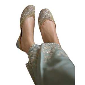 <b>Women's</b> Shoes <b>Slippers</b> Slides <b>Slippers</b> Casual Indoor Wear Solid Color Khussa Embroidered Khussa <b>Women</b> Pakistani - Product Image 1