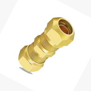 Prensaestopas de doble compresión para una entrada segura de cables en la automatización o energía renovable para el suministro mundial - Product Image 1