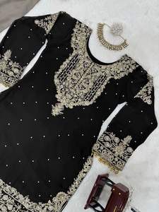 ชุดสูทดีไซน์เนอร์ที่ทันสมัยทำจากหนังเทียมและมีสไตล์ที่เหนือชั้นพร้อมการเข้ารหัสและลำดับที่แม่นยำ - Product Image 4