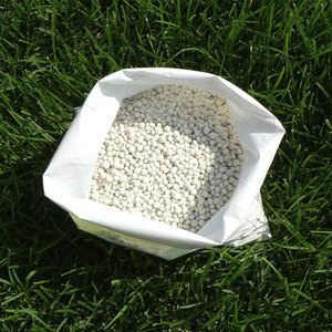 Fournisseur en gros d'engrais à base de nitrate soluble pour l'agriculture pour plantes d'intérieur, succulentes et hydroponiques - Product Image 1