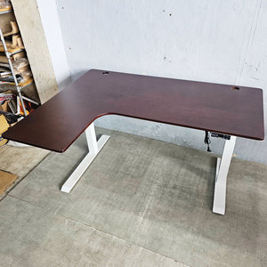 Escritorio de Oficina FlexiCorner HO2A3S_A1 de 110x160cm en Madera de Caucho con 3 Juntas Eléctricas - Product Image 5