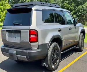 Toyota LandCruiser LC250 et Prado SUV 2025 T Turbine Power Hybrid 4x4 Dimension direction gauche à vendre au Canada 2.4 - Product Image 1