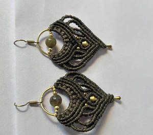 Impressionnant fils de couleur marron foncé perles en laiton balancent paire de boucles d'oreilles à la mode 1.5 ",2" pouces rond trouver des bijoux femmes pour elle - Product Image 5