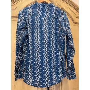 เสื้อแฟนหนุ่มรูปทรงเรขาคณิตสีครามองค์ประกอบแฟชั่นที่เรียบง่ายในผ้าชีฟอง - Product Image 5