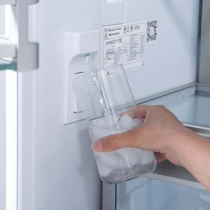 Réfrigérateur encastrable à porte française de 72 pouces, édition Autograph, avec congélateur bas, distributeurs d'eau et machines à glaçons, 39,6 pi³ Ft. Électrique - Product Image 3