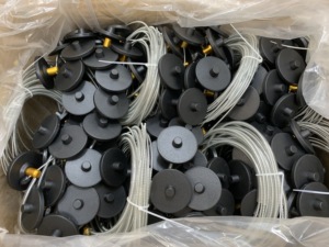 Cửa Hàng Rượu Rượu Chống Trộm An Ninh Chai Thẻ <span class=keywords><strong>Eas</strong></span> Hệ Thống <span class=keywords><strong>Rf</strong></span> <span class=keywords><strong>8.2Mhz</strong></span> Mini Vuông Chai Báo Động Thẻ - Product Image 5