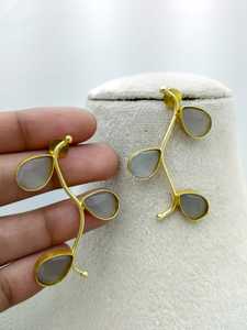 Boucles d'oreilles fleur de goutte rose en laiton Style romantique Imitation plaqué rhodium Design personnalisable bijoux pour femmes de haute qualité - Product Image 3