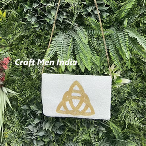 Pochette à perles en cuir blanc de luxe pour femmes, sacs à main à bandoulière en strass faits à la main avec motif d'arc pour les soirées - Product Image 1