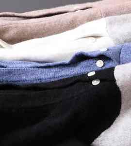 Pull à capuche pour hommes en cachemire de couleur assortie personnalisé du fabricant 2025 avec bouton - Product Image 6