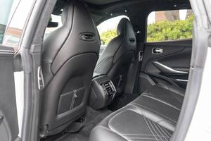 TOP CONDITIONN 2021 AS-T-ON MA-R-TIN D-B-X TRANSMISSION AUTOMATIQUE SIÈGES EN CUIR - Product Image 2