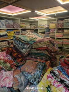 ผ้าคอตตอนออร์แกนิกพิมพ์ลายแบบอินเดียสำหรับเย็บผ้าม่านและคลุมกระเป๋า - Product Image 4