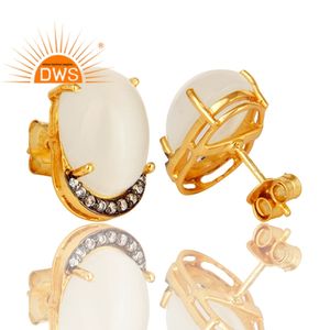 Boucles d'oreilles clous en pierre de lune blanche naturelle plaquées or, fournisseur de bijoux, boucles d'oreilles clous en argent sterling, collection classique - Product Image 4