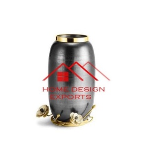 2025 Attractive Finished Hot Selling <b>Texture</b> Design Handmade Metal <b>Vase</b> at Low Price - Product Image 1
