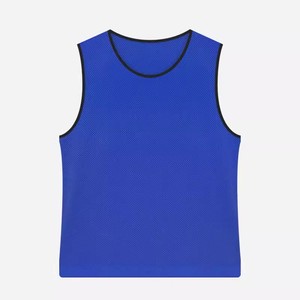 เสื้อฟุตบอลผ้าโพลีเอสเตอร์และผ้ากันเปื้อน100% อุปกรณ์ฝึกซ้อมโดยตรงจากโรงงานเสื้อยืดผู้เล่นฟุตบอลขายดีที่สุด - Product Image 6