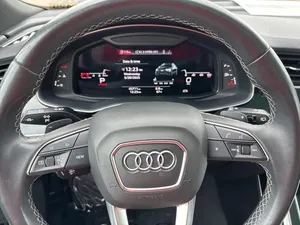 Audi Q8 55 Premium 2022 certifiée - Product Image 3