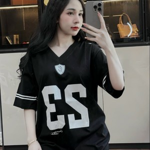 T-shirt de dessin animé pour femmes 2024 Esthétisme coton Mode Lavable Chacun Dans Poly Sac Fabriqué Au Vietnam Fabricant - Product Image 5